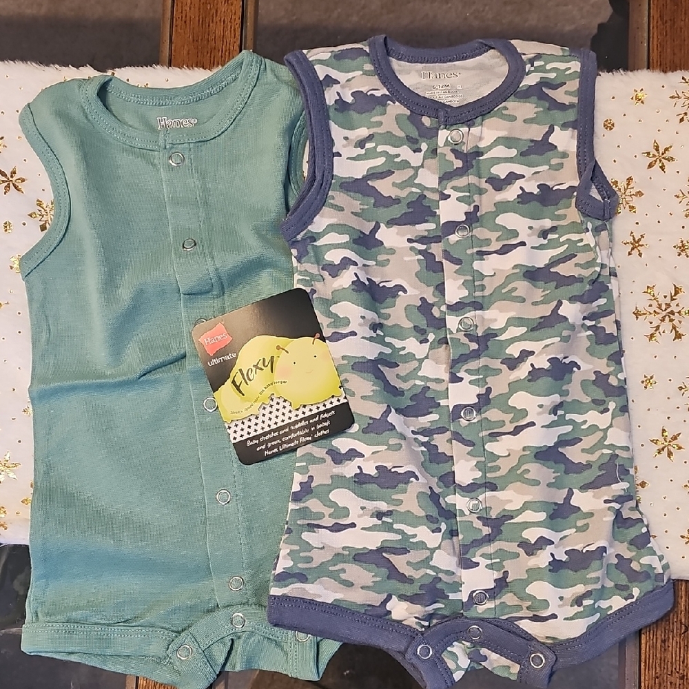 Hanes Flexy Baby Bodysuits - Green and Camo